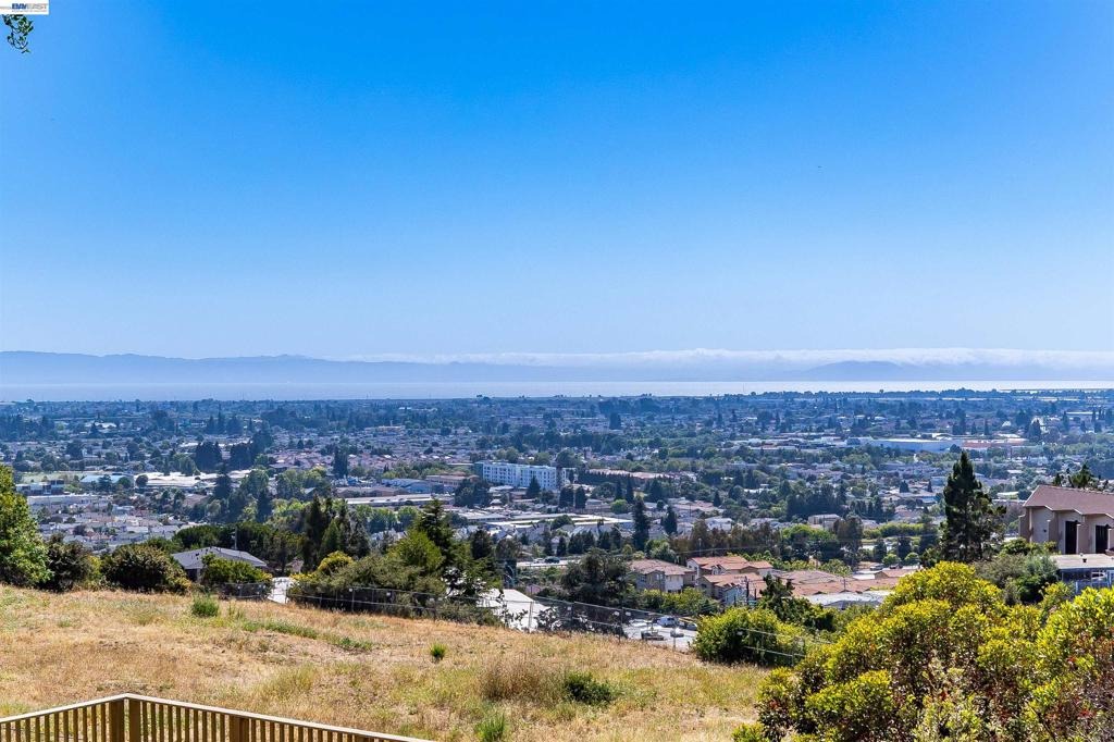 Miramar Ave, Castro Valley, CA 94546
