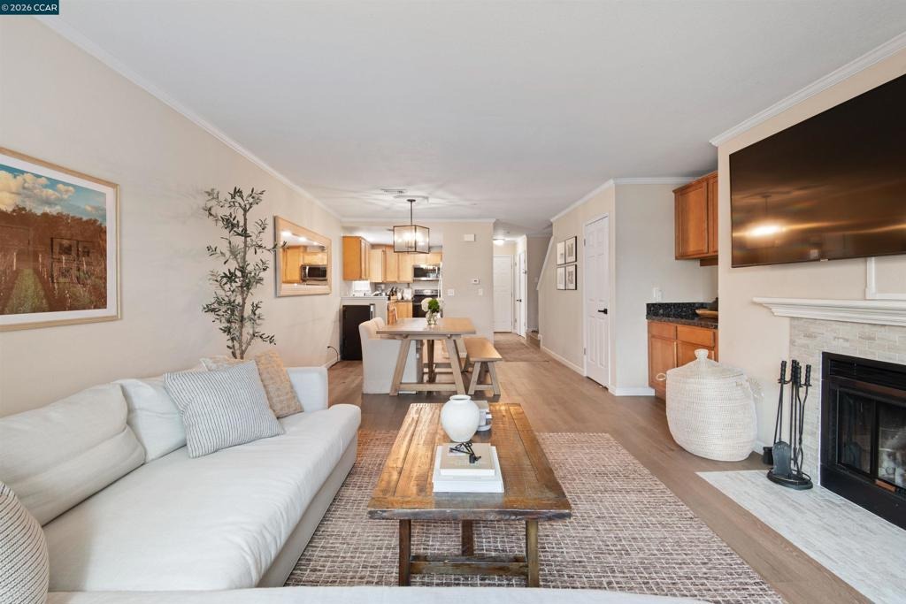 Oak Rd, Walnut Creek, CA 94597
