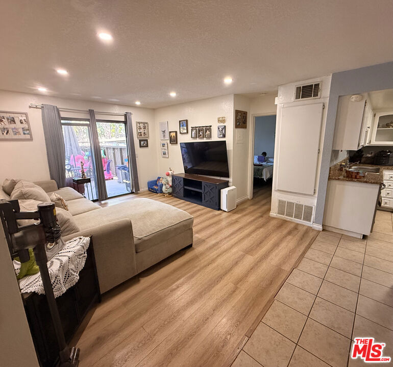 Mission Blvd, Ontario, CA 91762