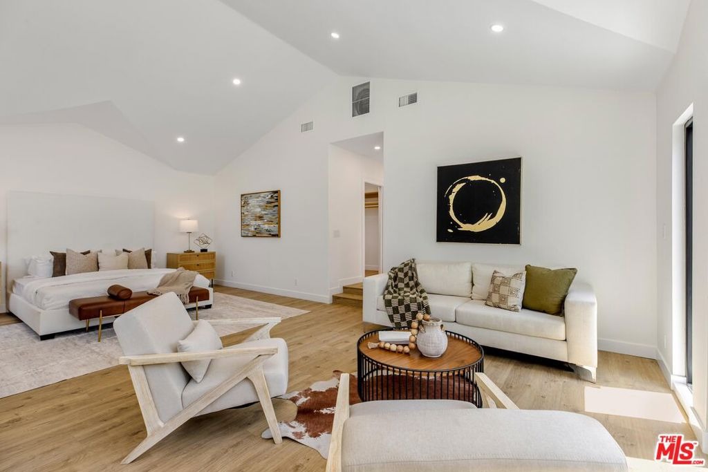 Noble Ave, Sherman Oaks, CA 91411 #1