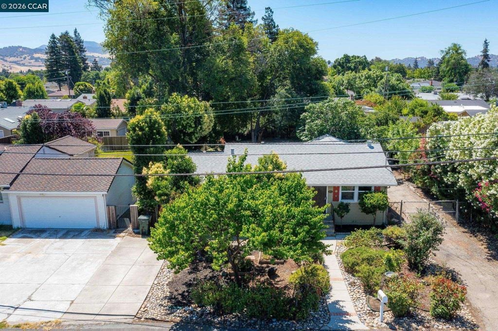 Chalomar Rd, Concord, CA 94518