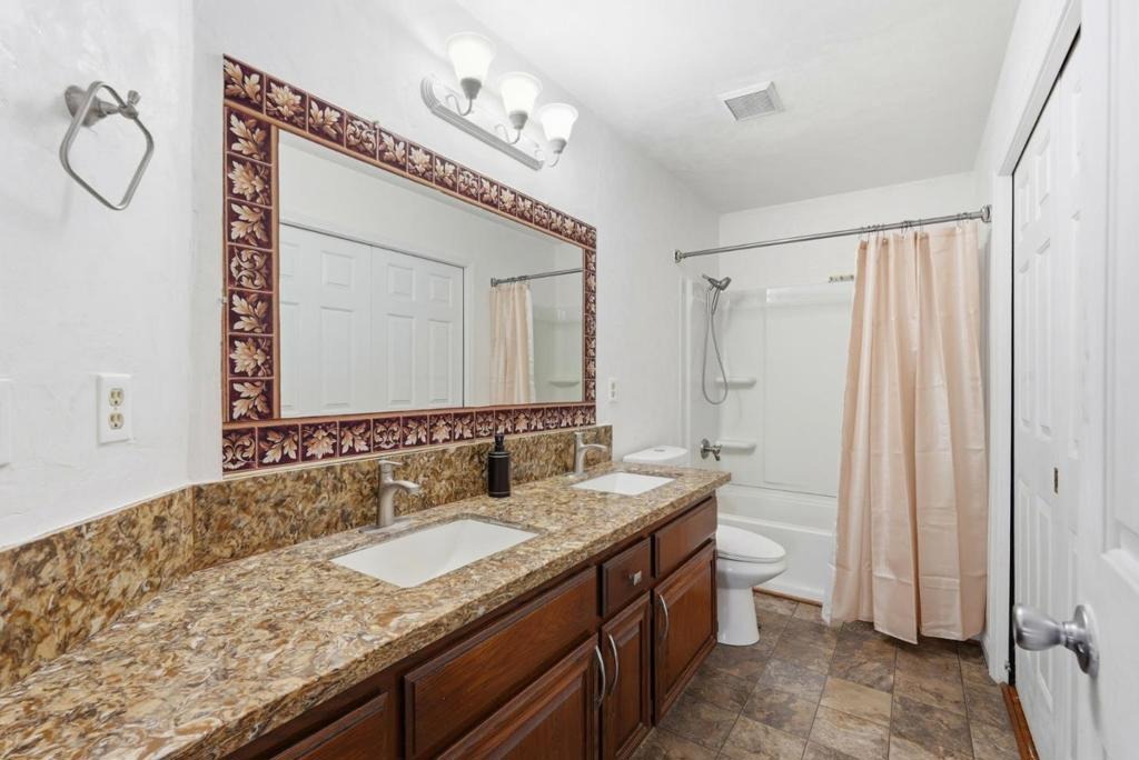 Whimbrell Ct, Antelope, CA 95843