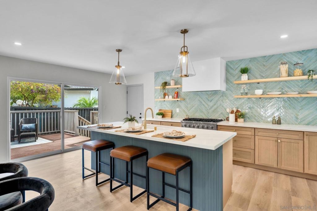 Joan Ct, San Diego, CA 92115