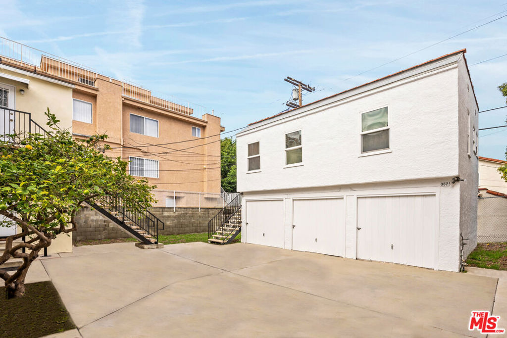Saturn St, Los Angeles, CA 90035 #1