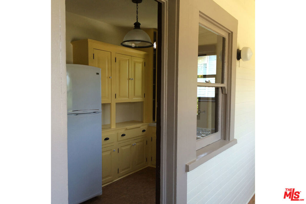24th St, Los Angeles, CA 90007