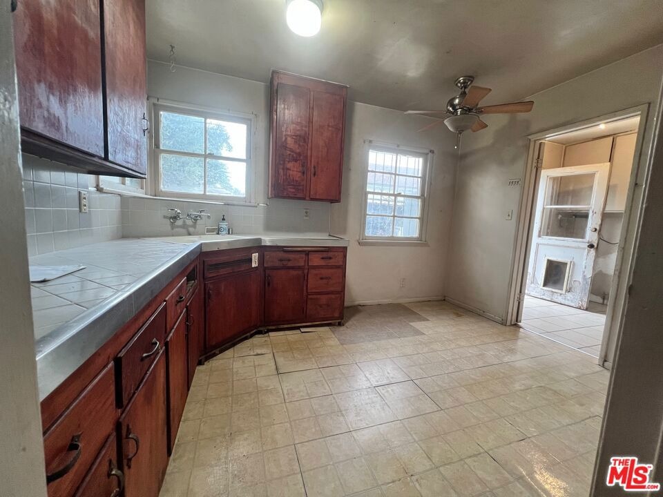 116th St, Hawthorne, CA 90250 #1