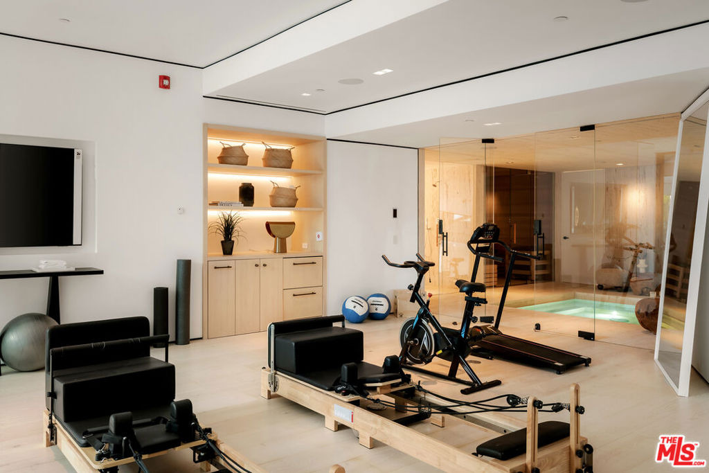 Laurel Way, Beverly Hills, CA 90210 #1