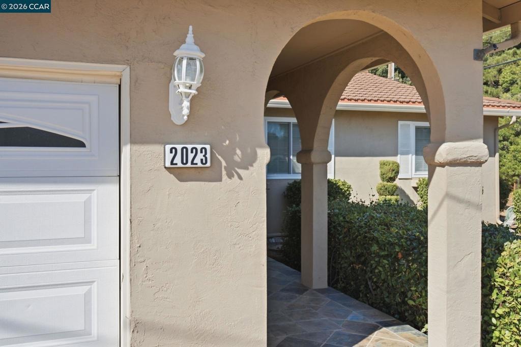 Olympic Dr, Martinez, CA 94553