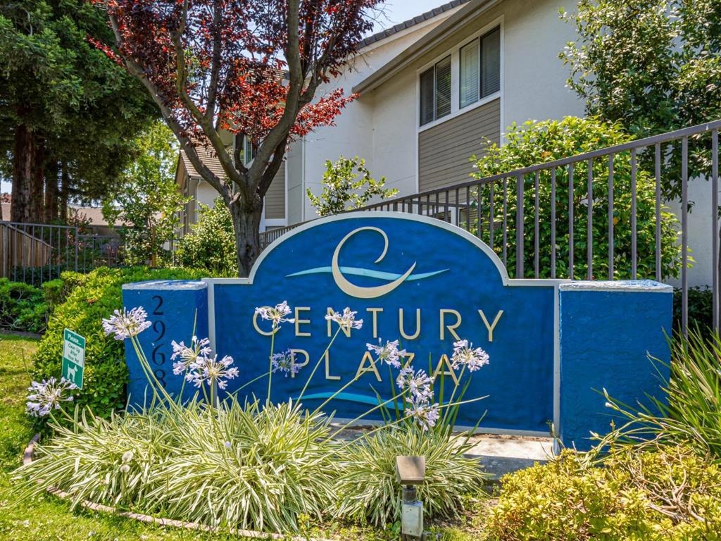 Moorpark Ave, San Jose, CA 95128