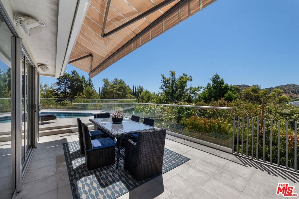 Highridge Dr, Beverly Hills, CA 90210