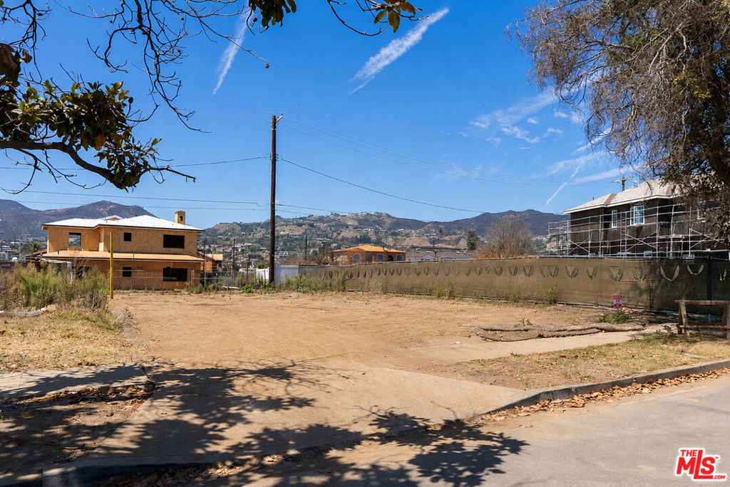 Muskingum Pl, Pacific Palisades, CA 90272 #1