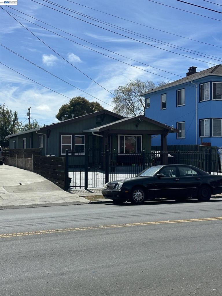 Seminary Ave, Oakland, CA 94605 #1
