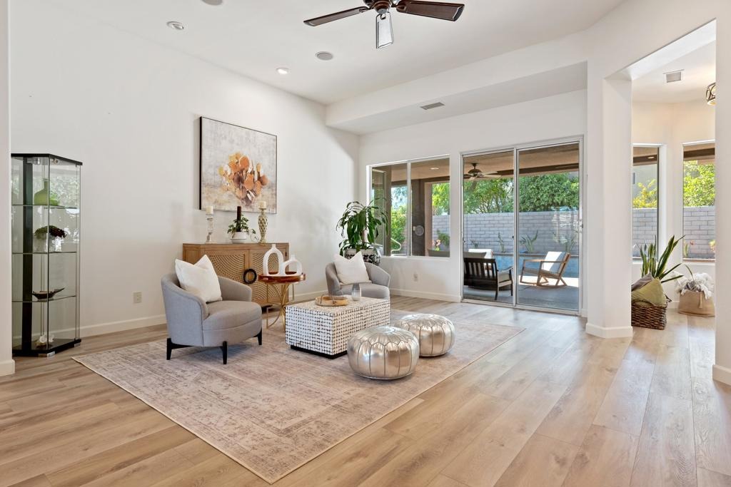 Hillcrest Dr, Palm Desert, CA 92260
