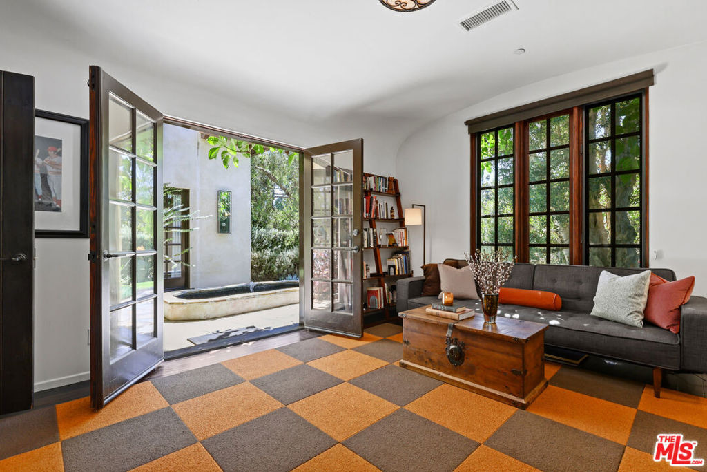22nd St, Santa Monica, CA 90402