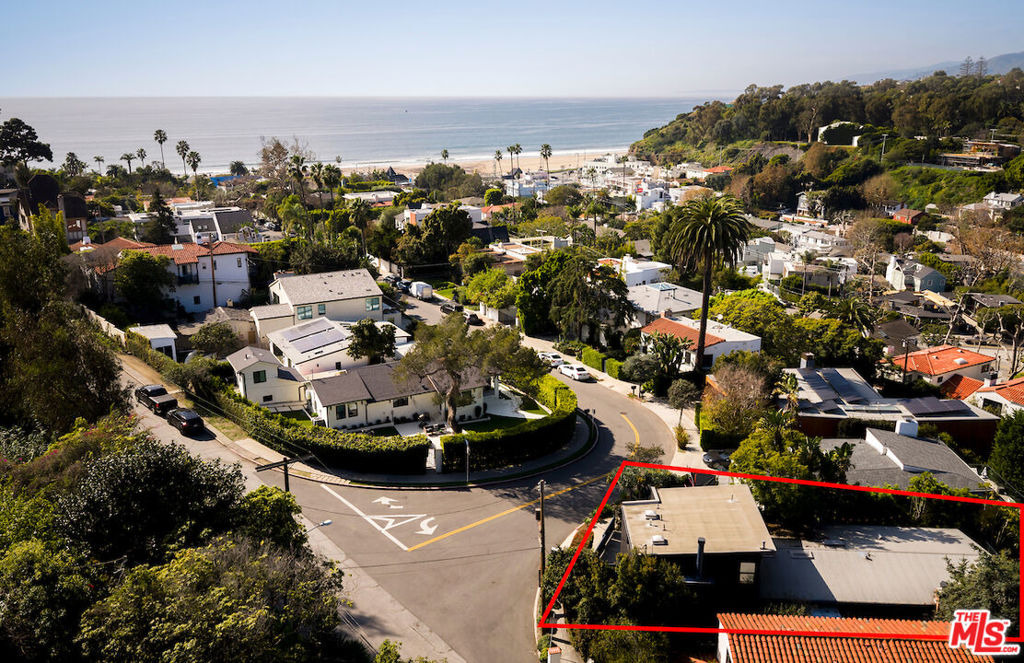 Mabery Rd, Santa Monica, CA 90402