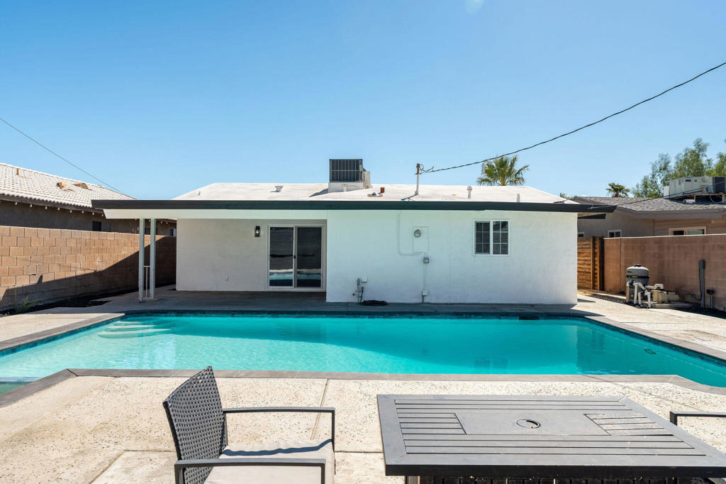 Flora Ave, Desert Hot Springs, CA 92240