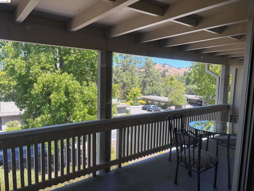 Rockledge Ln, Walnut Creek, CA 94595