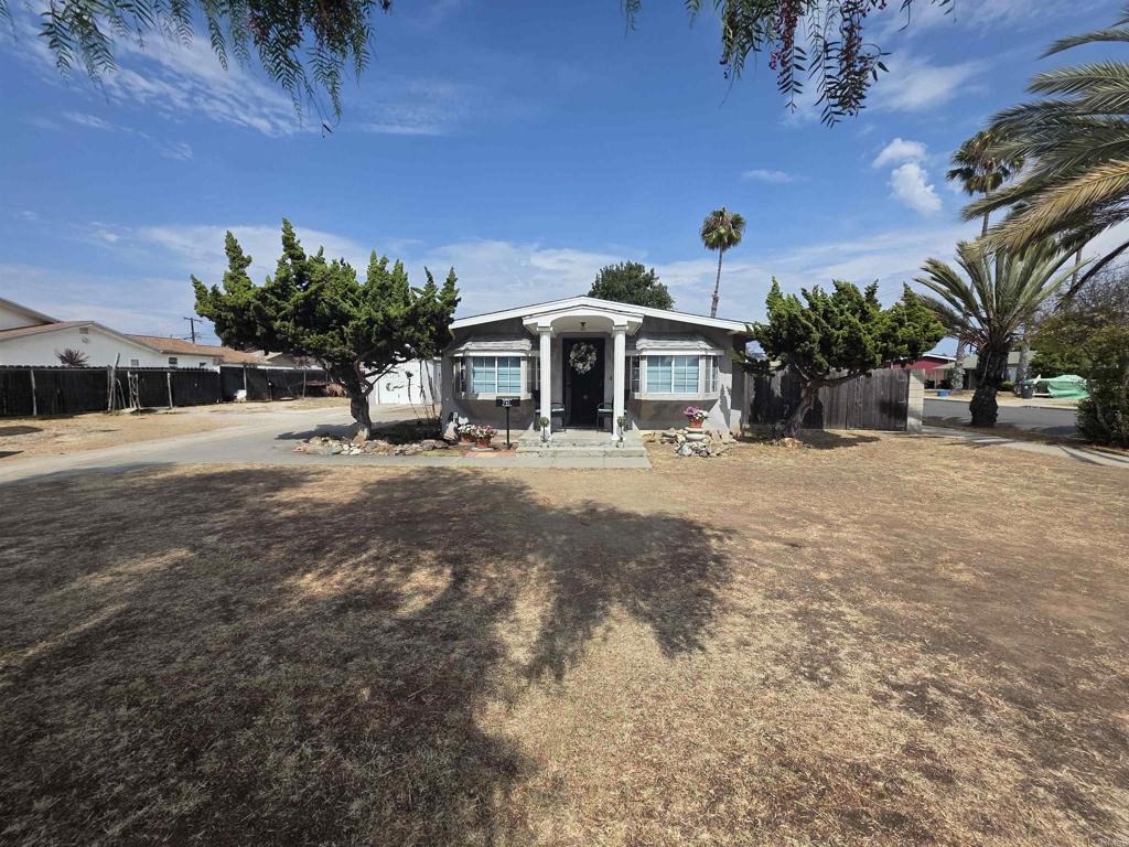 Elm Ave, Chula Vista, CA 91910
