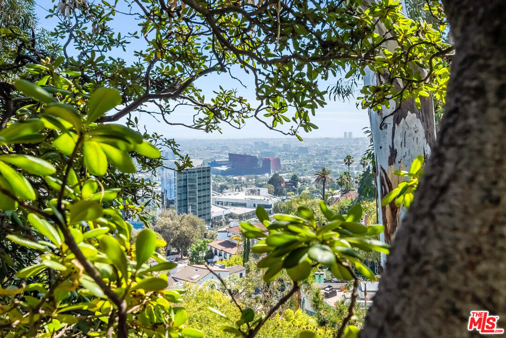 Miller Dr, Los Angeles, CA 90069
