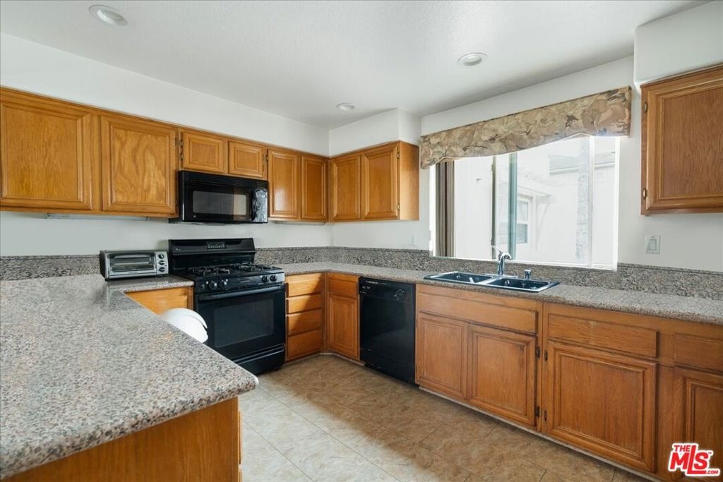 Hannum Ave, Culver City, CA 90230