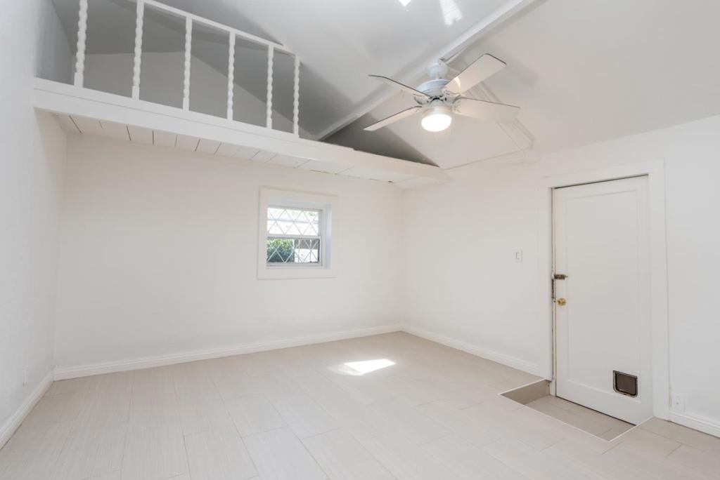 Canyon Rd, Redwood City, CA 94062