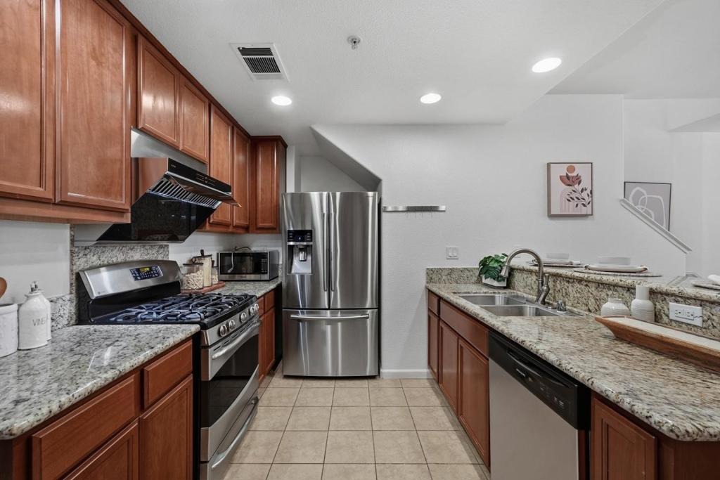 Beech Cir, San Jose, CA 95131
