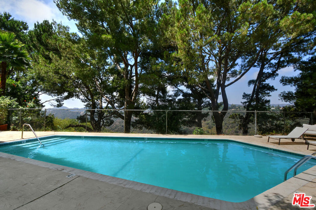 Roscomare Rd, Los Angeles, CA 90077 #1