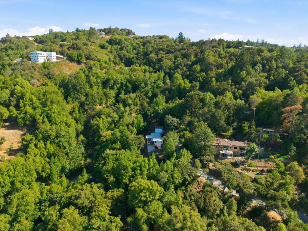 Bohlman Rd, Saratoga, CA 95070