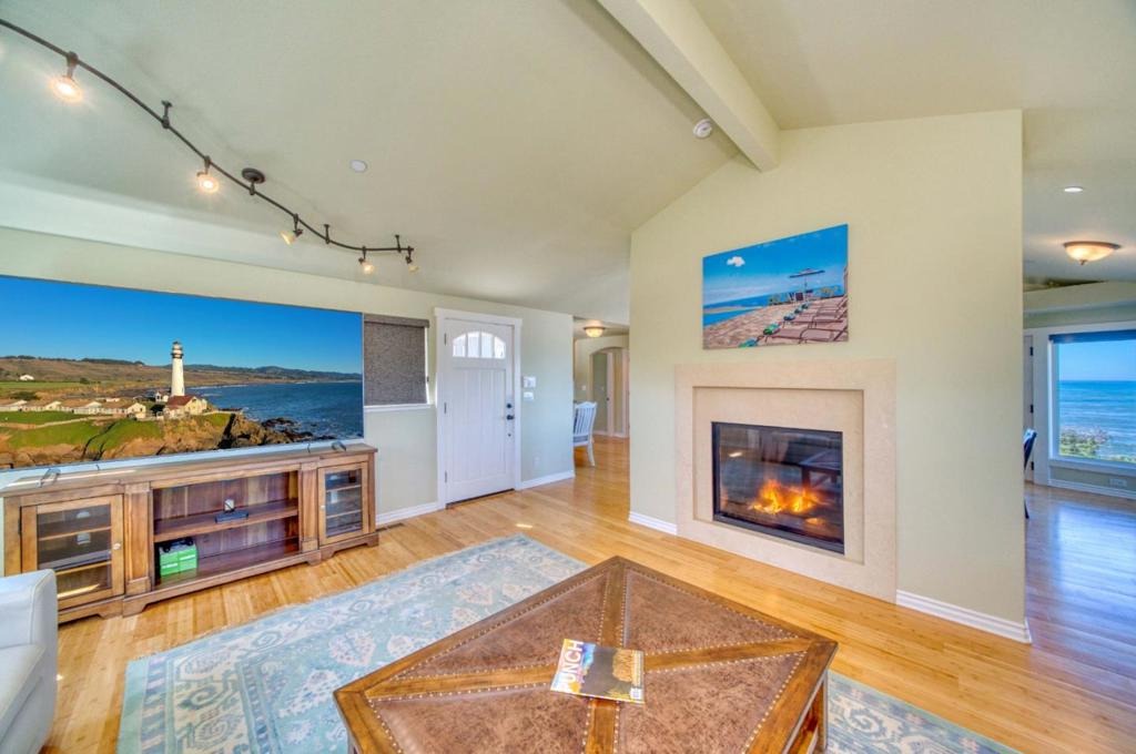 Cabrillo Hwy, Pescadero, CA 94060