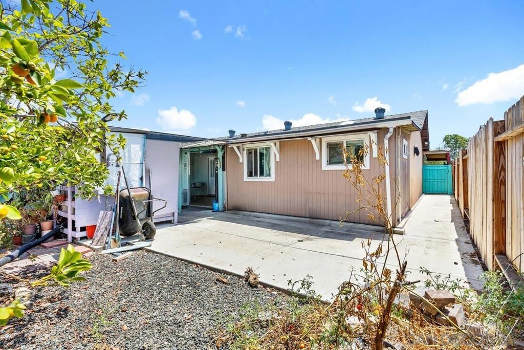Gold Coast Dr, San Diego, CA 92126
