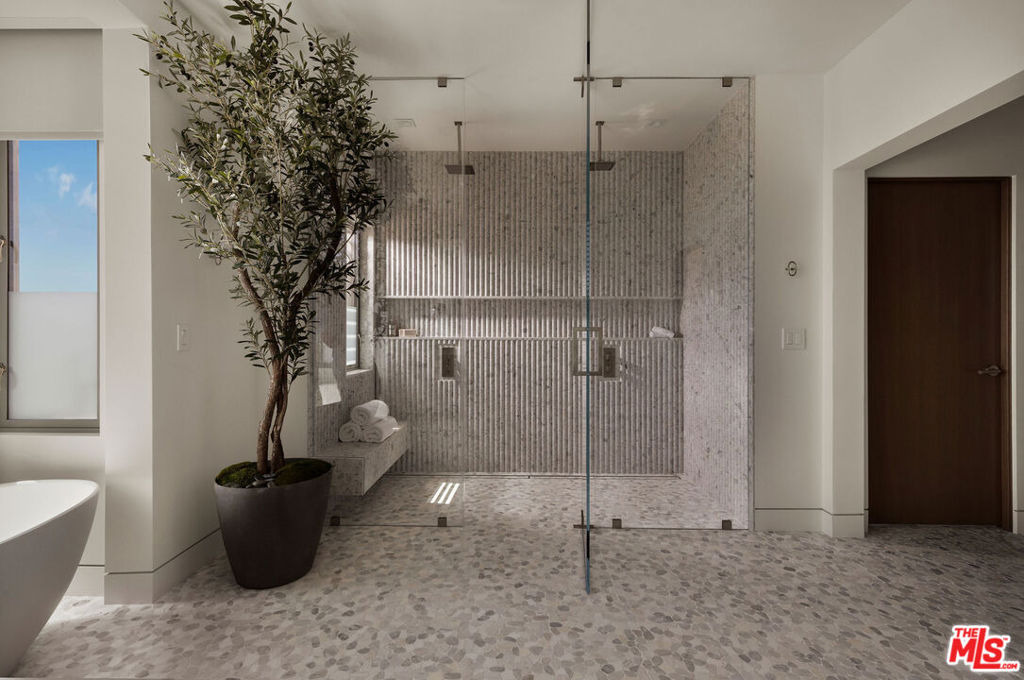 Galaxy Dr, Newport Beach, CA 92660