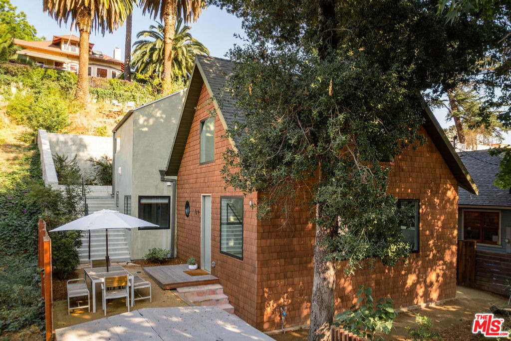 Myra Ave, Los Angeles, CA 90029