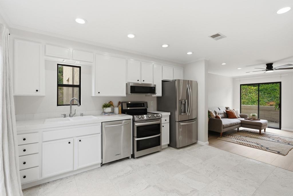 Ariane Dr, San Diego, CA 92117