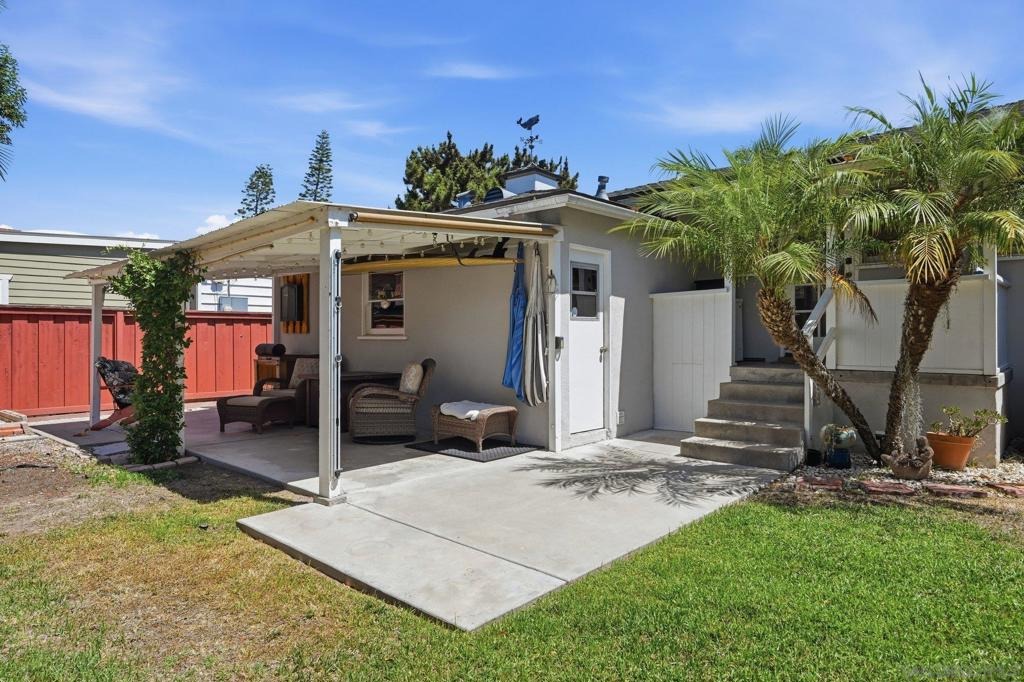 Dick St, San Diego, CA 92115