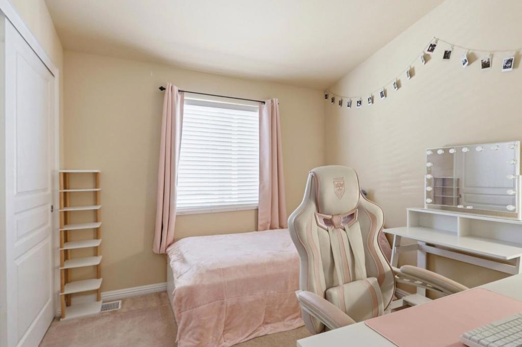 Oakland Rd, San Jose, CA 95112