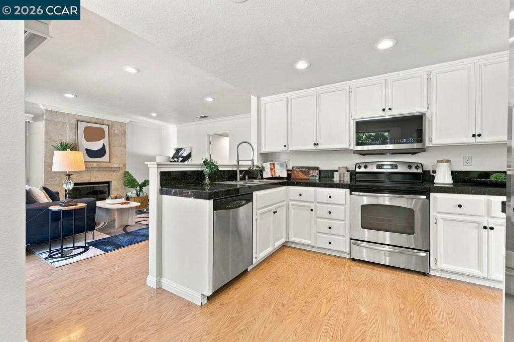 Flaming Oak Dr, Pleasant Hill, CA 94523 #1