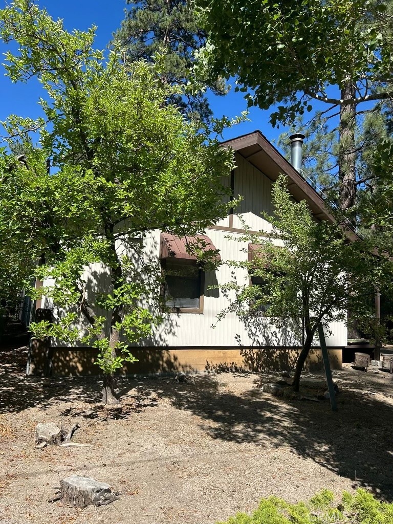 Mohawk Dr, Fawnskin, CA 92333 #1