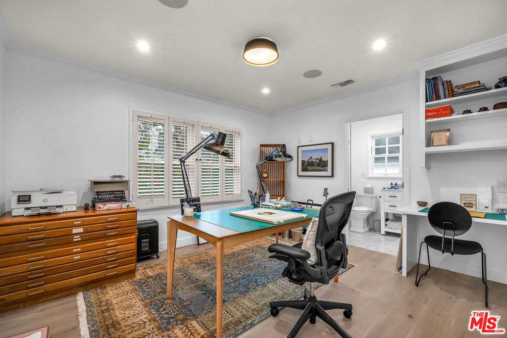 Westholme Ave, Los Angeles, CA 90024
