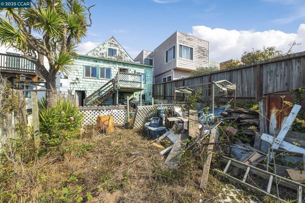 Tioga Ave, San Francisco, CA 94134