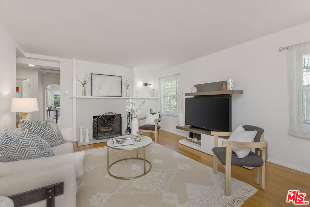 Coolidge Ave, Culver City, CA 90230