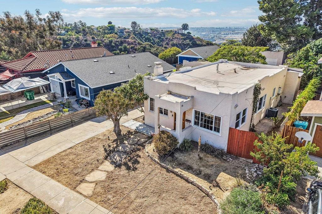 Mountain View Dr, San Diego, CA 92116