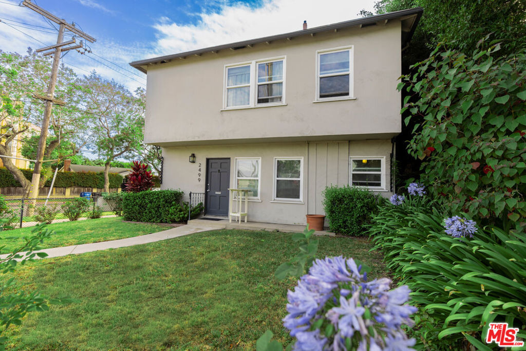 Barrington Ave, Los Angeles, CA 90064