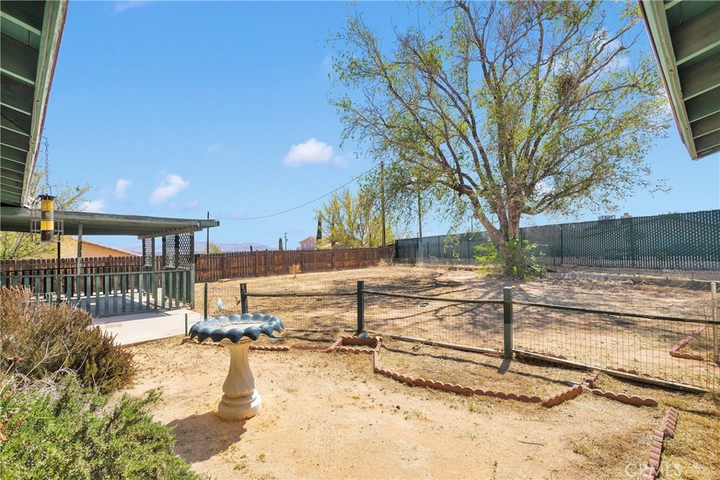 Millbrook Dr, Victorville, CA 92395