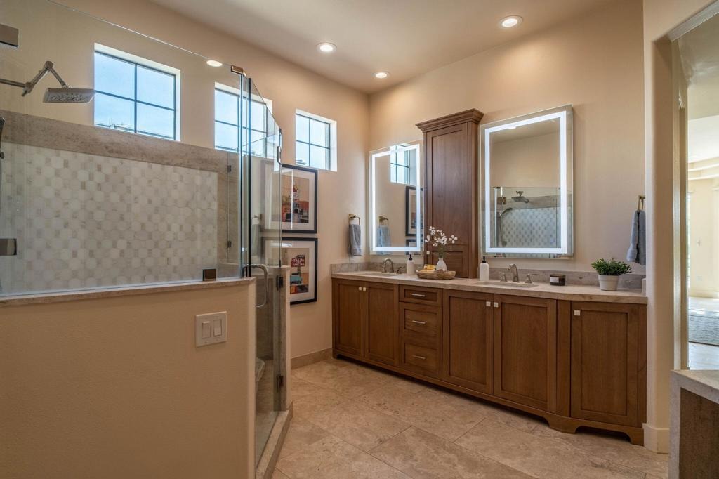 Via Haciendas , Rancho Mirage, CA 92270