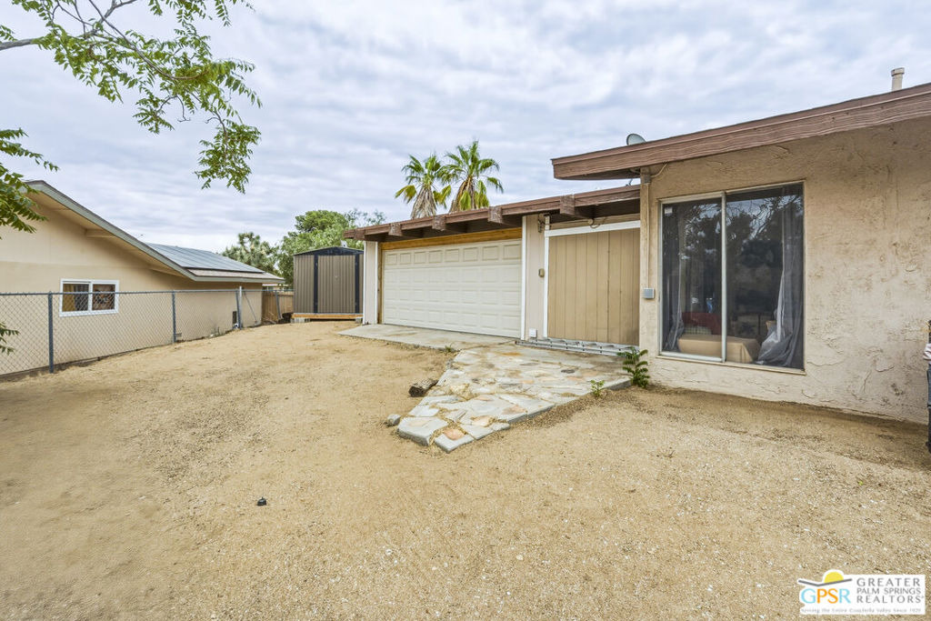 Barberry Ave, Yucca Valley, CA 92284 #1