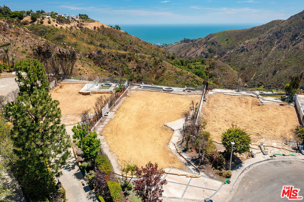 Cumbre Alta Ct, Pacific Palisades, CA 90272 #1