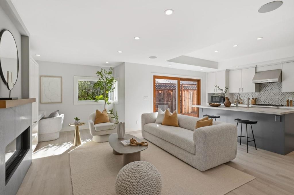 Outer Cir, Redwood City, CA 94062