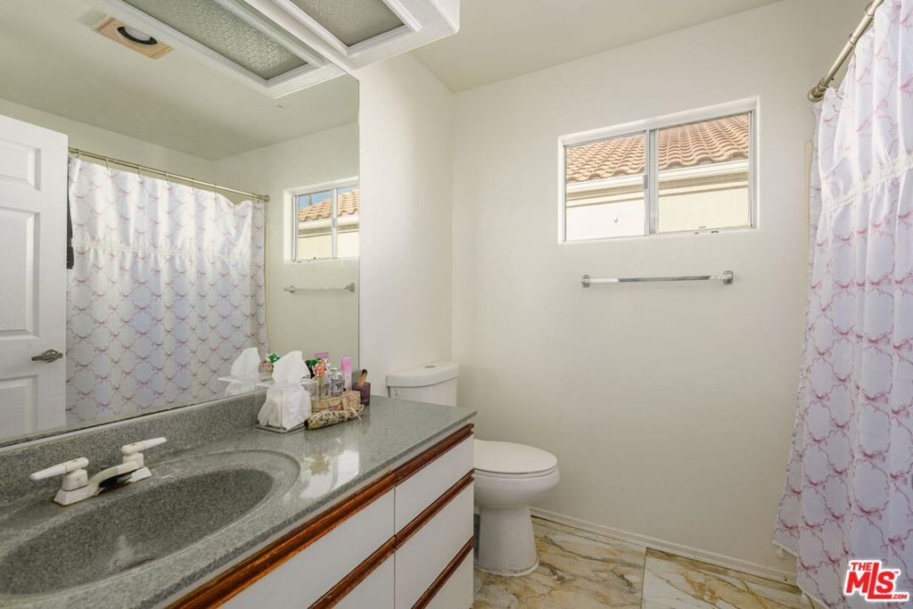 Vincente Way, North Hills, CA 91343