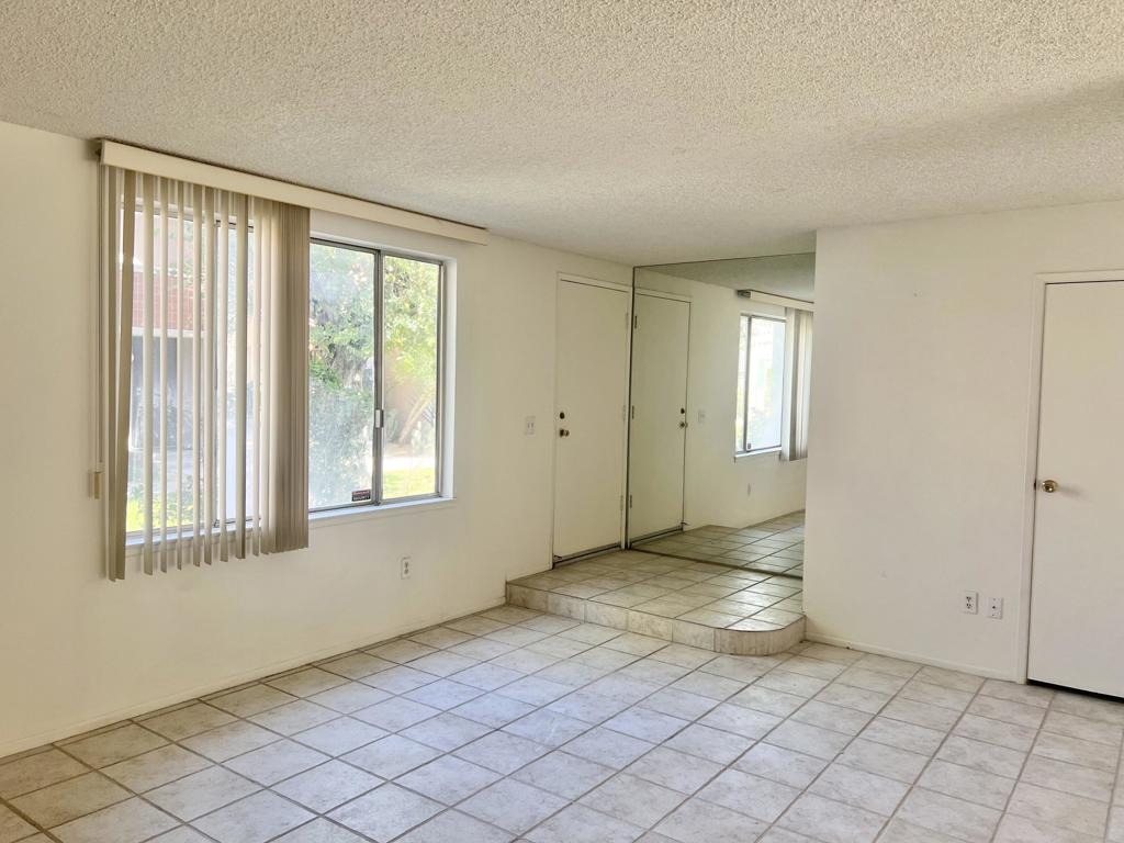 Via Escuela , Palm Springs, CA 92262
