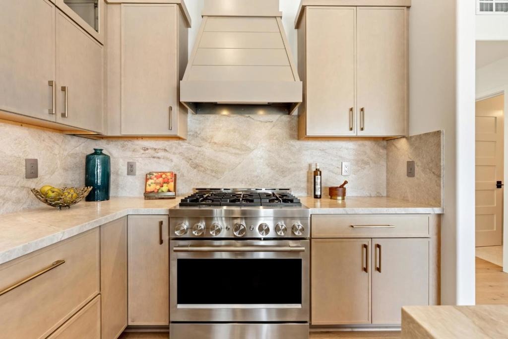 Seafoam Ave, Monterey, CA 93940
